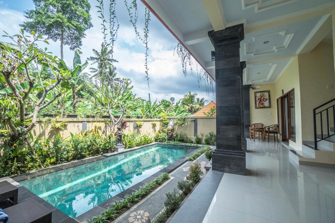 Saputra Guesthouse Ubud  Exterior photo